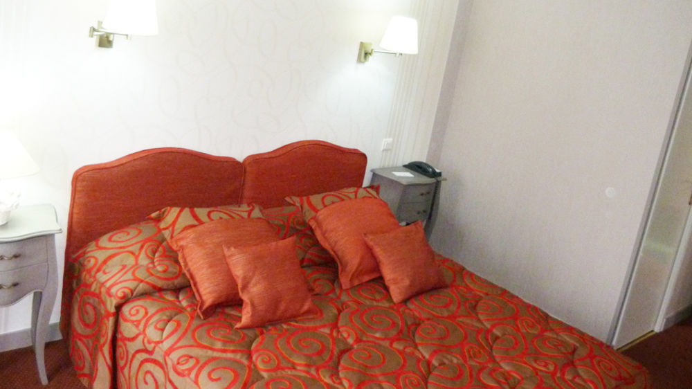 Hotel Le Gue Du Holme Saint-Quentin-sur-le-Homme Exteriör bild
